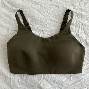 36 DD Lululemon Sports Bra